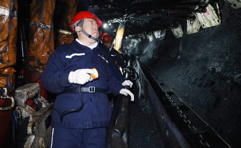 韓福生在益新礦調(diào)研檢查時(shí)強(qiáng)調(diào) 牢固樹立“安全第一...